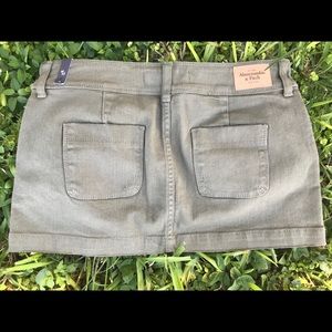 SALE! Abercrombie & Fitch New Mini shirt size 4